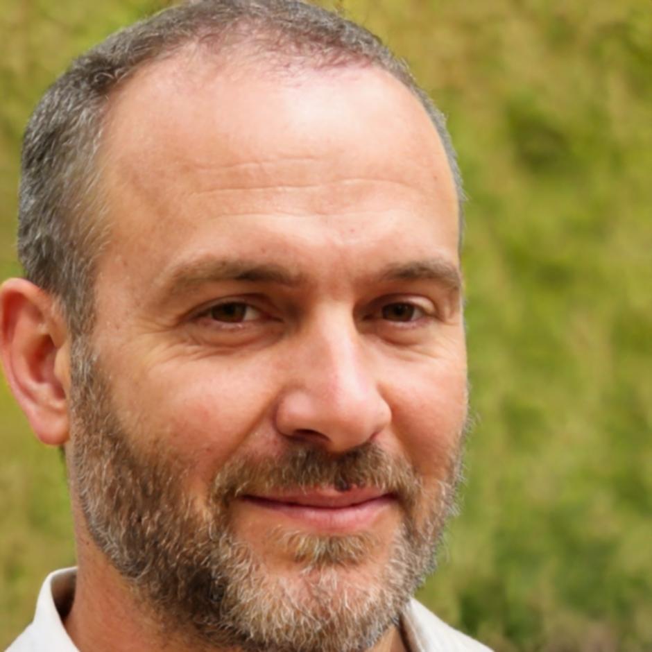 Fotografía de perfil de Sebastián Dávila